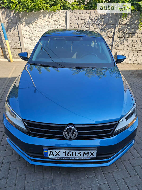 Седан Volkswagen Jetta 2015 в Харькове