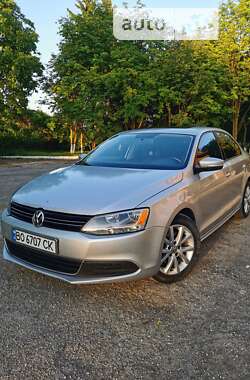 Седан Volkswagen Jetta 2011 в Скалаті