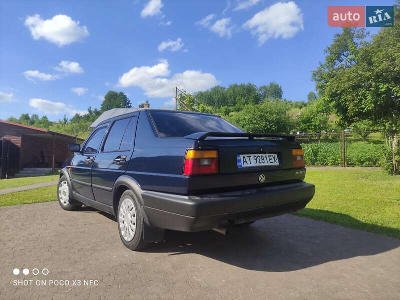 Седан Volkswagen Jetta 1990 в Калуші