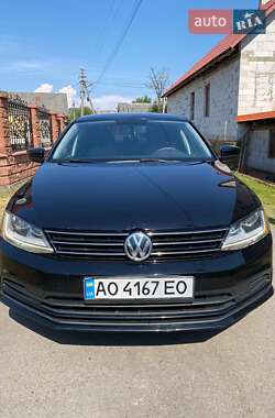 Седан Volkswagen Jetta 2017 в 