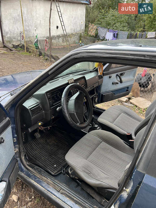 Седан Volkswagen Jetta 1990 в Львове
