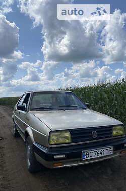 Седан Volkswagen Jetta 1989 в Золочеві