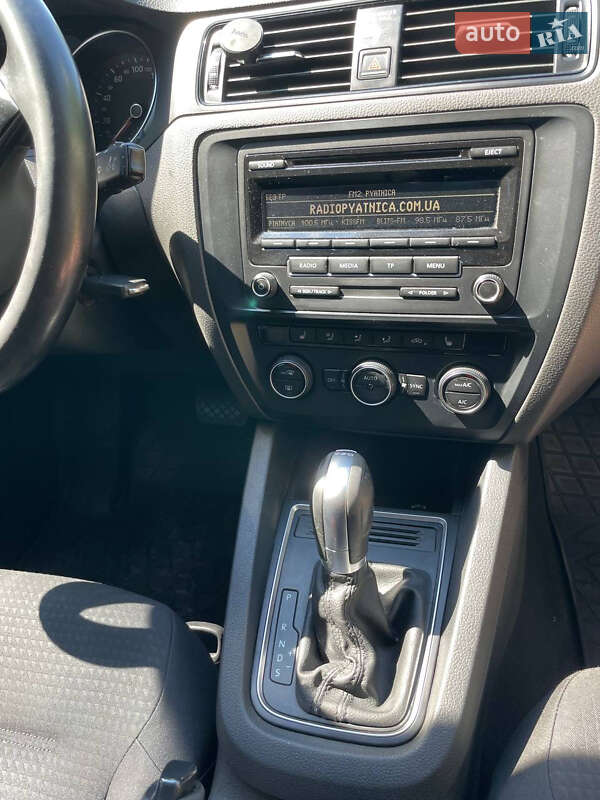 Седан Volkswagen Jetta 2015 в Білій Церкві