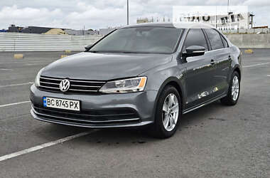 Седан Volkswagen Jetta 2014 в Львові