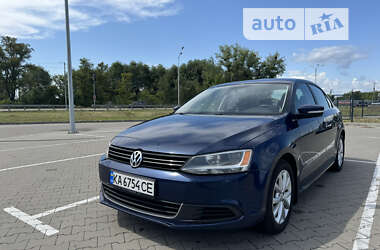 Седан Volkswagen Jetta 2013 в Києві