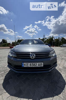 Седан Volkswagen Jetta 2015 в Кривом Роге