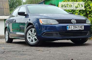 Седан Volkswagen Jetta 2013 в Бучі