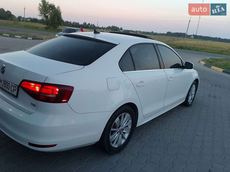 Седан Volkswagen Jetta 2015 в Шостці