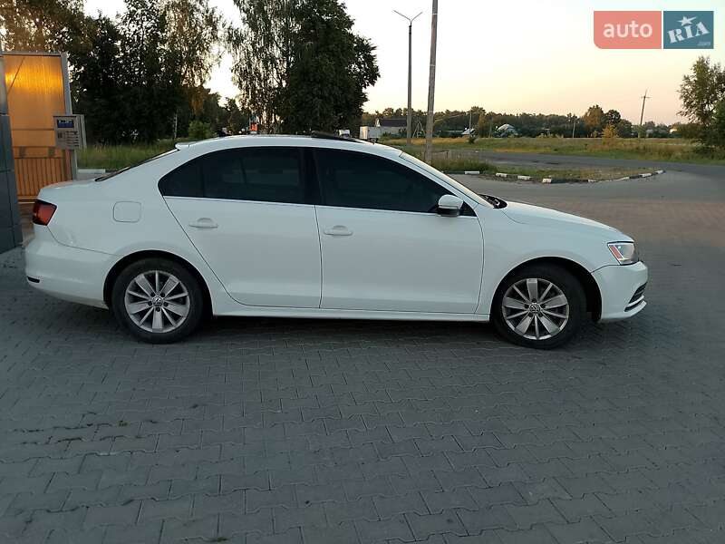 Седан Volkswagen Jetta 2015 в Шостці