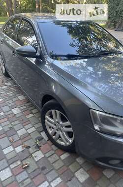 Седан Volkswagen Jetta 2011 в Буче