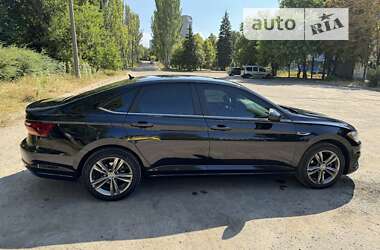 Седан Volkswagen Jetta 2018 в Киеве