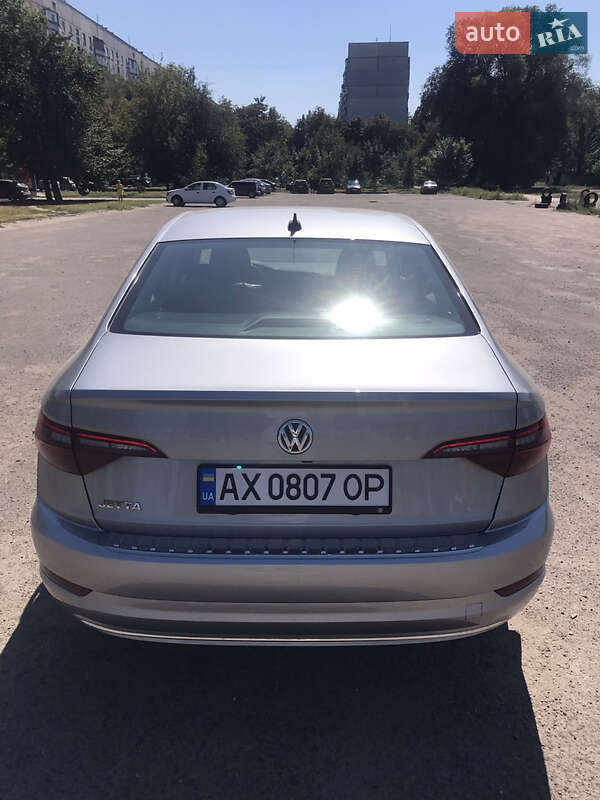 Седан Volkswagen Jetta 2020 в Харькове