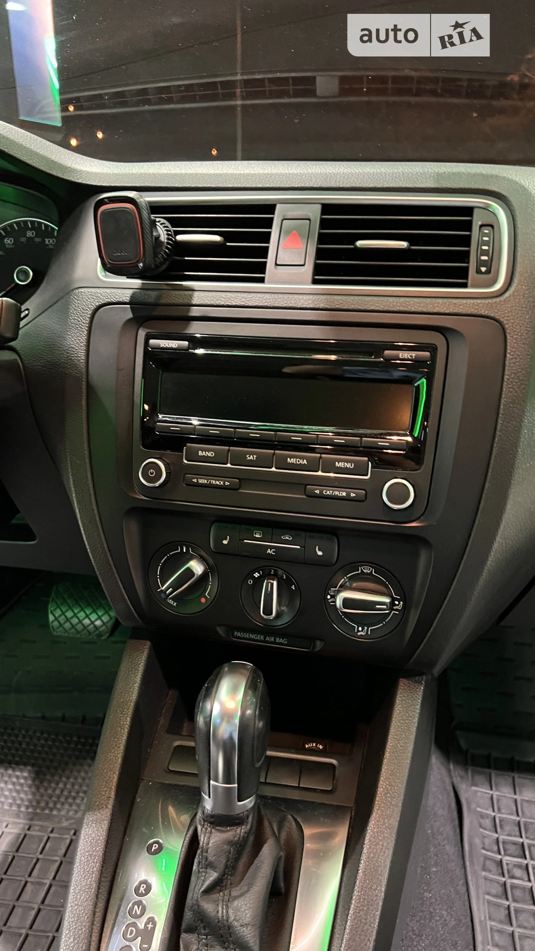 2011 Volkswagen Jetta - мініатюра 17