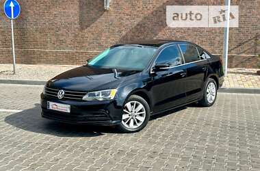 Седан Volkswagen Jetta 2015 в Одесі