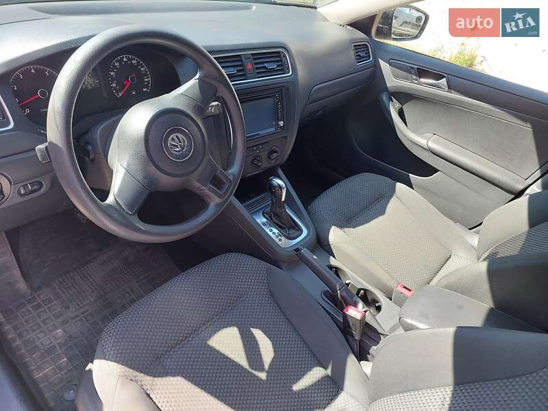 Седан Volkswagen Jetta 2013 в Одесі фото 17 Седан Volkswagen Jetta 2013 в Одесі