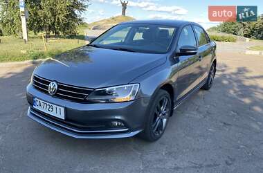 Седан Volkswagen Jetta 2015 в Черкассах