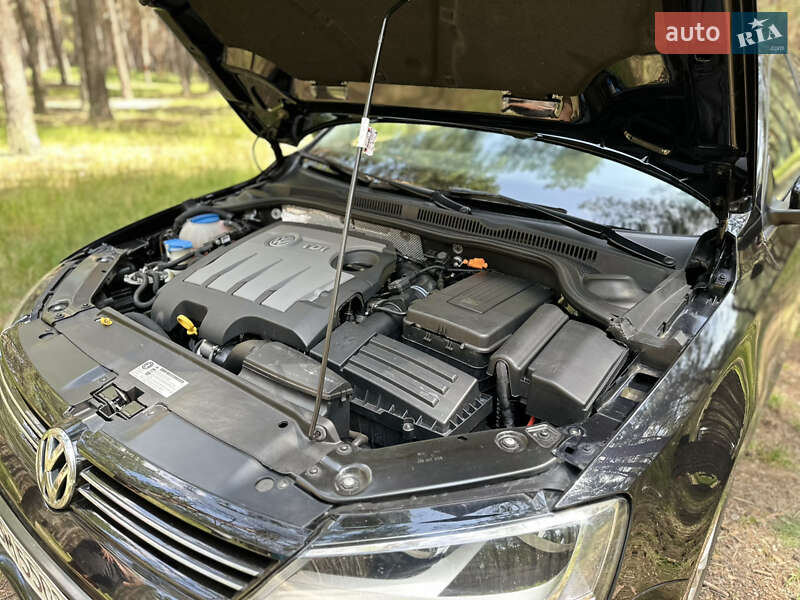 Седан Volkswagen Jetta 2014 в Сумах