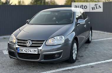 Седан Volkswagen Jetta 2007 в Рівному