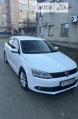Седан Volkswagen Jetta 2013 в Харькове