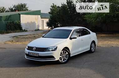 Седан Volkswagen Jetta 2015 в Кривому Розі