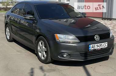 Седан Volkswagen Jetta 2011 в Днепре