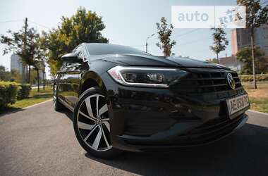 Седан Volkswagen Jetta 2019 в Днепре