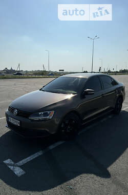 Седан Volkswagen Jetta 2012 в Львове