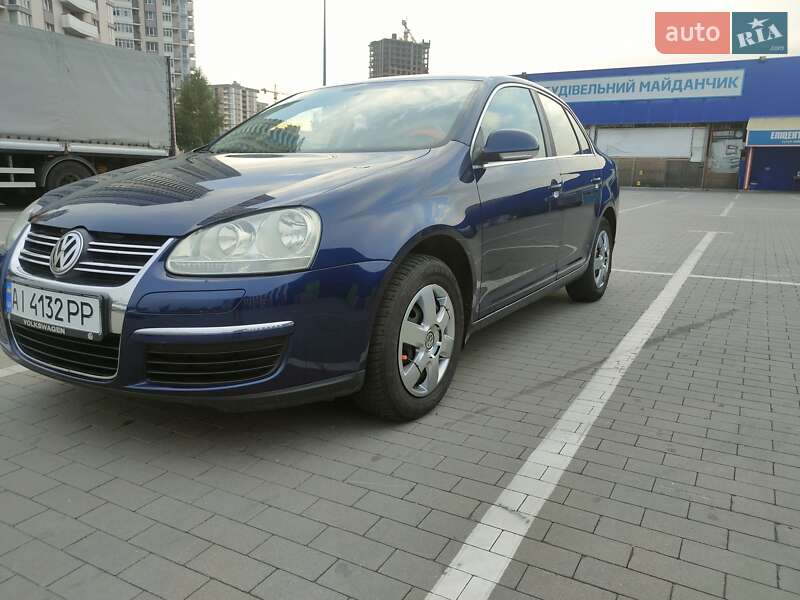 Седан Volkswagen Jetta 2008 в Броварах