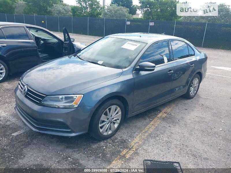 Седан Volkswagen Jetta 2016 в Львове
