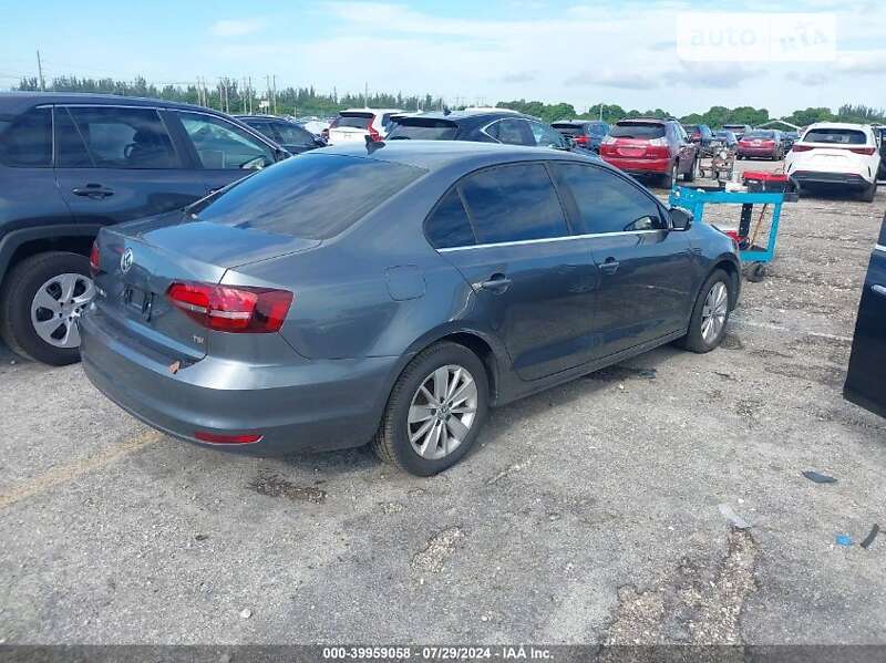 Седан Volkswagen Jetta 2016 в Львове