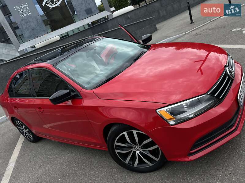 Седан Volkswagen Jetta 2015 в Харькове