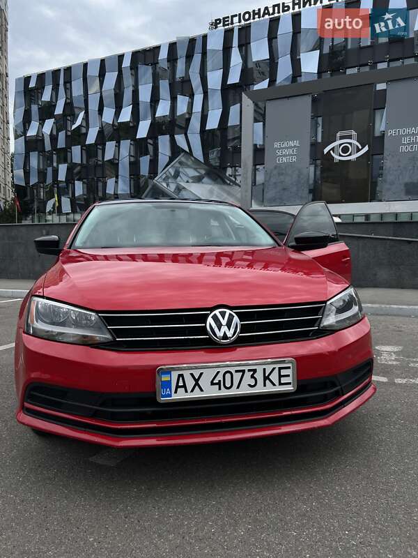 Седан Volkswagen Jetta 2015 в Харькове