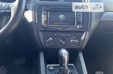 Седан Volkswagen Jetta 2014 в Миронівці