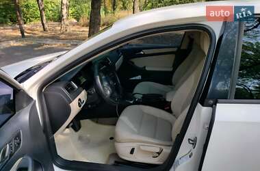 Седан Volkswagen Jetta 2011 в Дніпрі