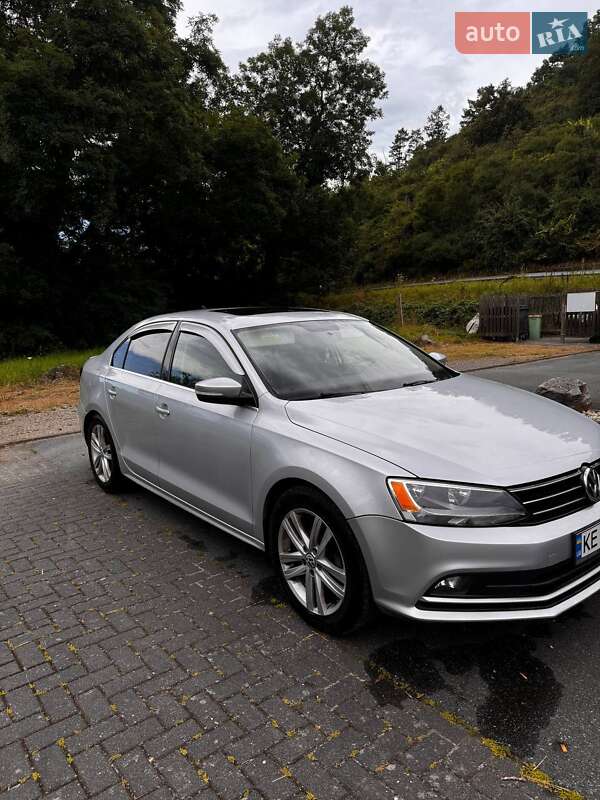 Седан Volkswagen Jetta 2015 в Кривом Роге