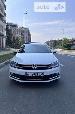 Седан Volkswagen Jetta 2016 в Броварах