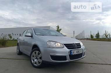 Седан Volkswagen Jetta 2006 в Коростене