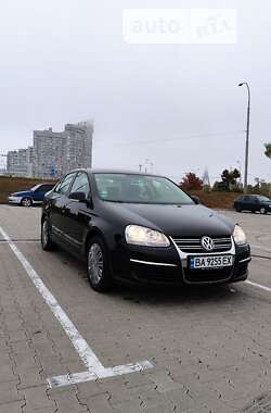 Седан Volkswagen Jetta 2009 в Києві