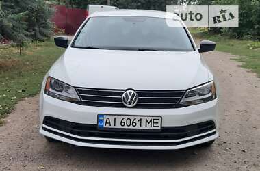 Седан Volkswagen Jetta 2015 в Киеве