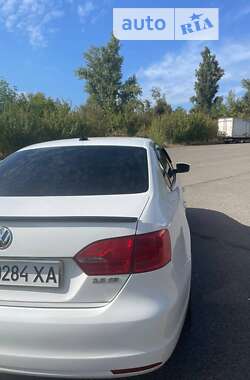 Седан Volkswagen Jetta 2011 в Дніпрі