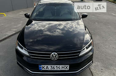 Седан Volkswagen Jetta 2015 в Днепре