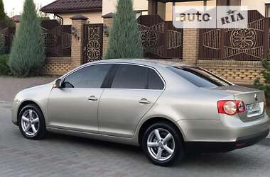 Универсал Volkswagen Jetta 2007 в Луцке