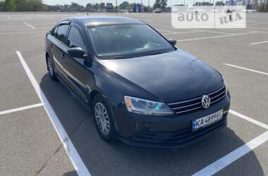 Седан Volkswagen Jetta 2015 в Києві