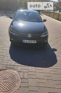 Седан Volkswagen Jetta 2015 в Киеве