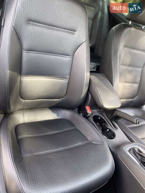 Седан Volkswagen Jetta 2013 в Кривому Розі