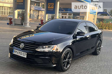 Седан Volkswagen Jetta 2015 в Николаеве