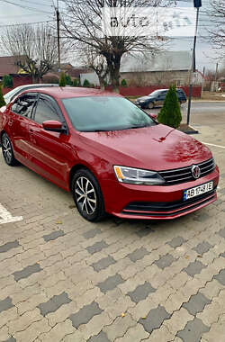 Седан Volkswagen Jetta 2016 в Черновцах