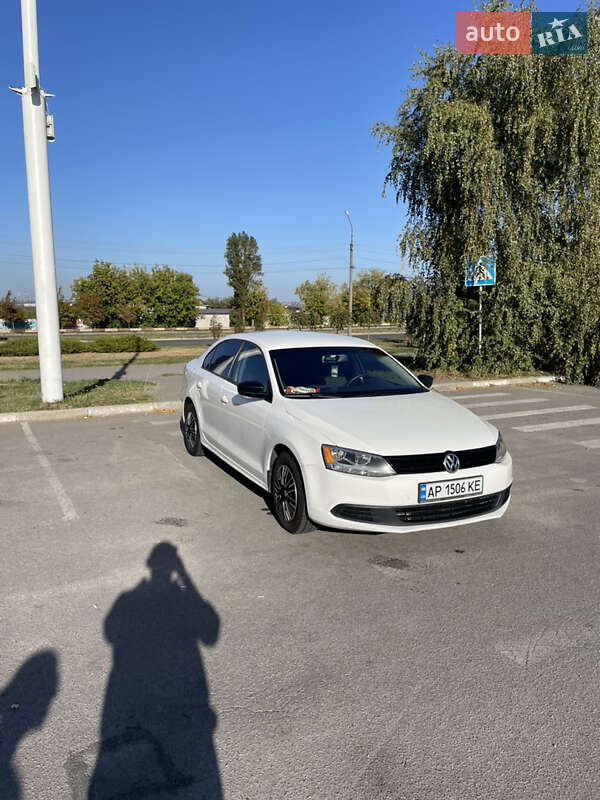 Седан Volkswagen Jetta 2013 в Запорожье фото 2 Седан Volkswagen Jetta 2013 в Запорожье