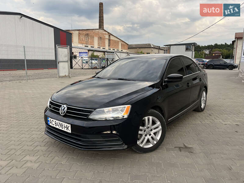 Седан Volkswagen Jetta 2016 в Луцке