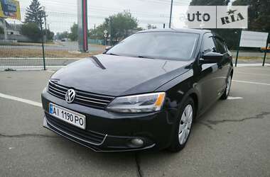 Седан Volkswagen Jetta 2012 в Чернігові